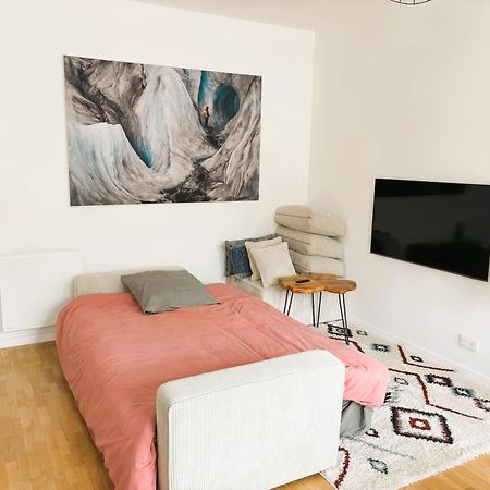 Apartmán Le Boudoir - 2 Pieces Et Parking Le Plessis-Robinson Exteriér fotografie